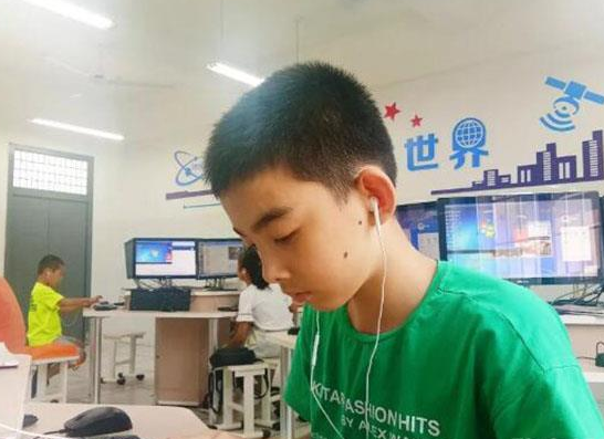 TDOG少儿编程加盟