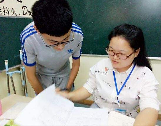 爱语文一对一在线语文高端辅导加盟