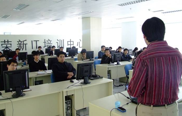 荣新IT培训加盟 荣新IT培训加盟