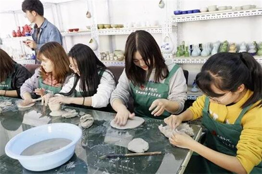陶瓷故事手工陶艺加盟 陶瓷故事手工陶艺加盟