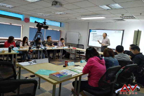 艾威培训学校加盟 艾威培训学校加盟