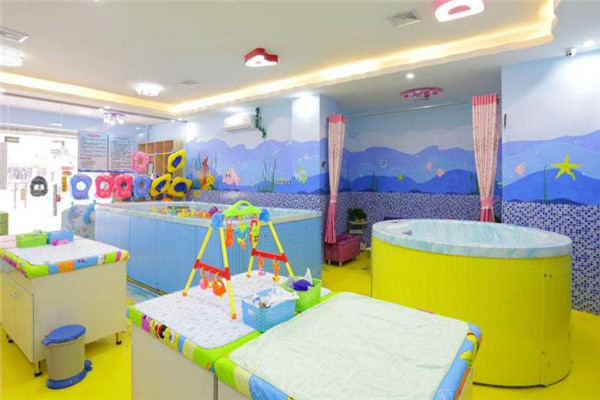 爱你游婴幼儿游泳馆加盟
