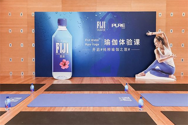 Pure Yoga 瑜伽中心加盟