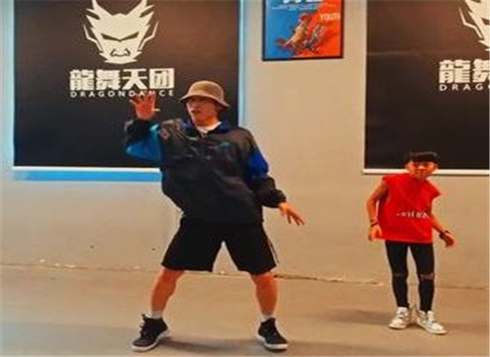 龙舞天团加盟 龙舞天团加盟