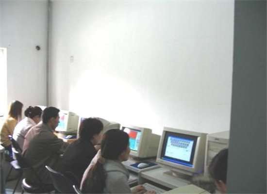 万纵远程教育加盟