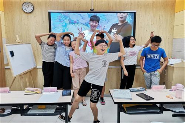 快乐魔法狮加盟