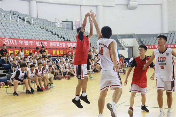 李秋平青少年篮球俱乐部加盟 李秋平青少年篮球俱乐部加盟